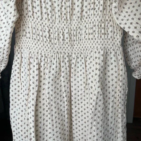 Neuflora Angela Dress - Picture 2 of 8